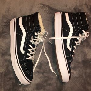 Black and white vans. SK8-HI SLIM
